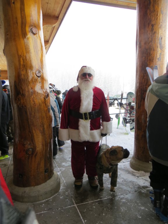 toysfortots2013brightonskiresort2.jpg