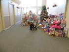 toysfortots2013saltlakesurgicalcentertoypickup_small.jpg